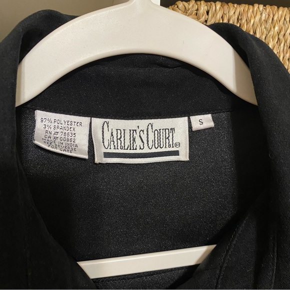 Vintage Carlie’s Court faux suede blouse - Picture 6 of 7